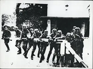 Turnpikes: German troops break down turnpikes at Polish border, WW2