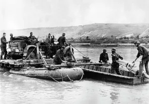 Dniester: German troops cross the Dniester, 1941