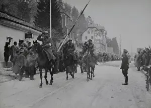 Kufstein: German troops cross the German-Austrian