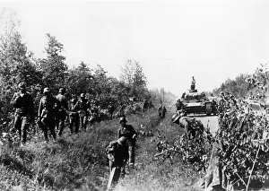 Adjacent: German troops on the Eastern Front, 1941