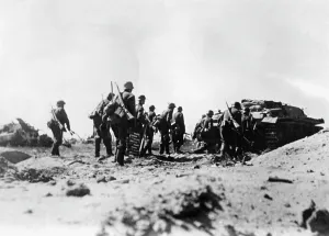 Rynas: German troops fighting in the Crimea, 1942