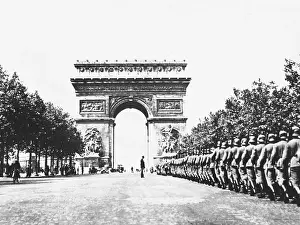 Elysees: German troops in France WWII