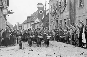 Csfr: German troops in Grottau, 1938