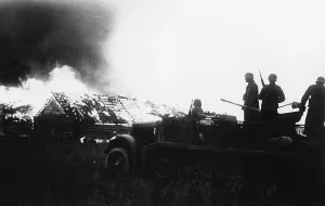 Flak: German troops at Oryol on the Eastern Front, 1942