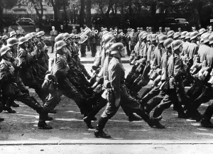 Capitulation: German troops at the victory parade in Paris, 1940