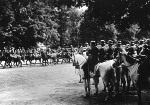 Briesen: German troops at the victory parade in Paris, 1940