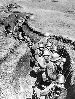 Arras: German troops wait in trenches for the order to attack, 1918