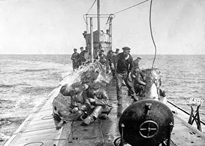 Amidst: German U-boat in the First World War
