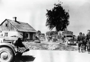 German Soviet: German vehicle convoy on the Eastern Front, 1941