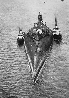 Tann: German war ship is taken to be broken up