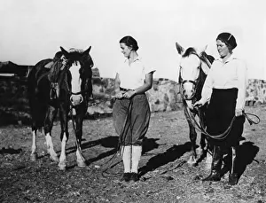 Windhoek: German women in Namibia, 1935