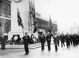 Decker: German World War veterans, together with the British Leg