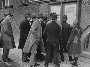 Young Adults: Germans reading broadside during the Franco-Belgian