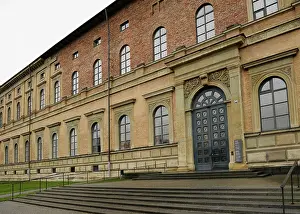 Pinakothek: Germany. Munich. Alte Pinakothek. Exterior. Building
