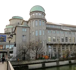 Deutsches: Germany. Munich. Deutches Museum. Outside