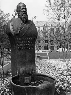 Brienner: Germany, Munich, Luitpold Fountain, Brienner