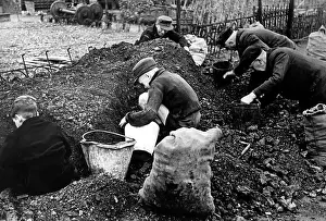 Destitution: Germany in the post-war era - coal shortage