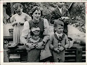 Newsreel: Germany WWII