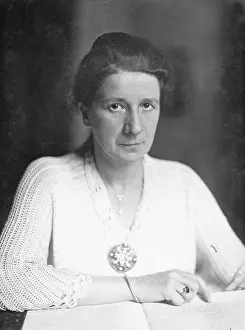 Gertrud: Gertrud Baeumer, 1927