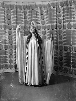 Gertrude: Gertrude Barrison