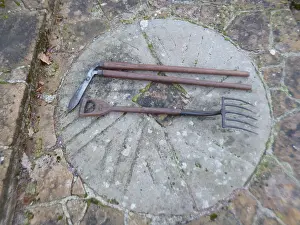 Grindstone: Gertrude Jekyll's Garden fork and lawn shears