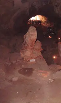 Stalagmite: GHAR DALAM CAVE/MALTA