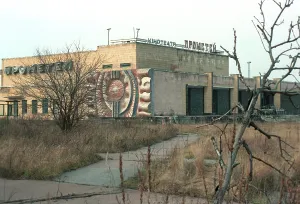 Massive: Ghost town of Pripyat in Ukraine, 1991