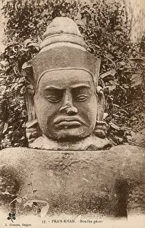 Khmer: Giant Buddha Statue - Prah Khan, Cambodia