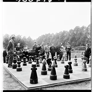 Chessboard: Giant chess with concrete chessboard