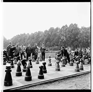 Chessboard: Giant chess with concrete chessboard