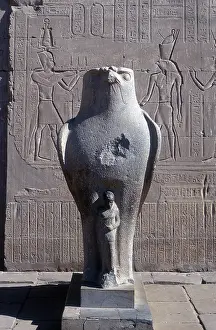 Edfu: Giant statue of the Ancient Egyptian falcon-headed