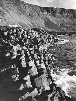 Pentagonal: THE GIANT'S CAUSEWAY