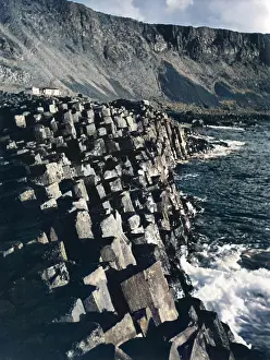 Polygonal: THE GIANT'S CAUSEWAY