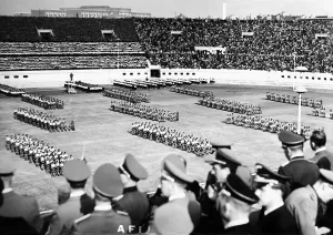 Italiana: GIL gymnastics performance at the Foro Mussolini in Rome