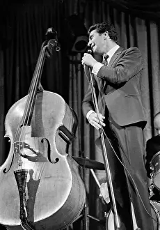 Lucerna: Gilbert Becaud - singer - double bass