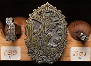 Renovations: Gilding Reserve - BNF Richelieu - Paris