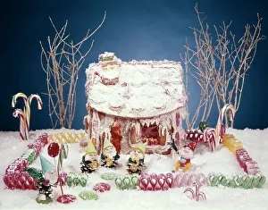 Gnomes: Gingerbread House Made Of Candy