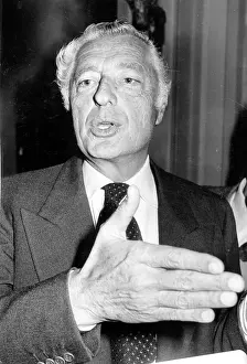 Groomed: Giovanni AGNELLI