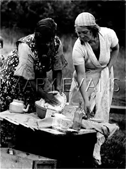 Romany: GIPSY CHORES 1930S