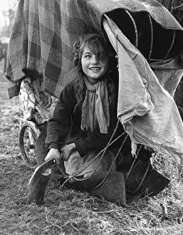 Penshurst: GIPSY GIRL