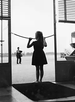 Poignant: Girl awaiting father's return