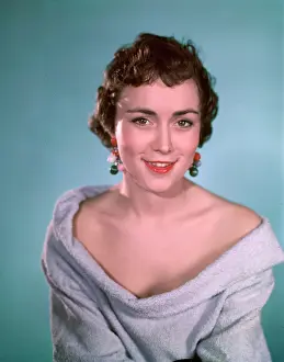 Bares: GIRL IN BAUBLE EARRINGS