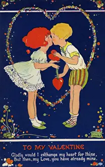 Fromt: Girl & boy kissing