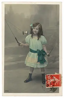 Diabolo: GIRL WITH DIABOLO