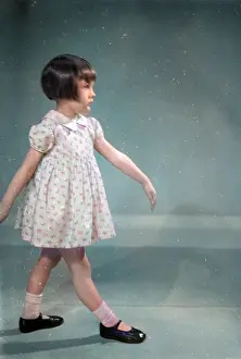 Thecolourisedpic: GIRL DOING EXERCISES