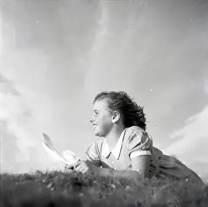 A Flying History - Peter Keating Aviation Collection: Girl on a hillside