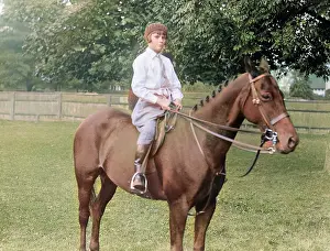 Horseriding: GIRL ON A HORSE
