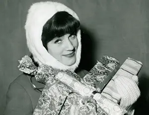 Emberton: GIRL WITH PRESENTS
