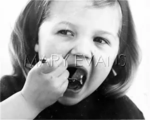 Grapefruit: GIRL WITH SPOON