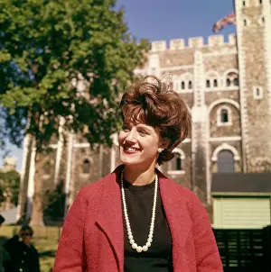 Emberton: GIRL ABOUT TOWN